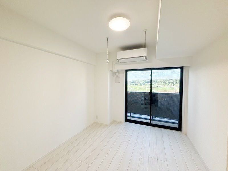 居室・リビング　※別号室参考写真※