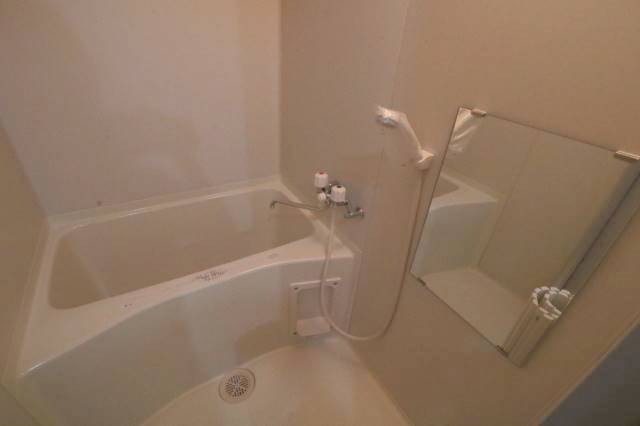 バス・シャワールーム　綺麗な浴室です♪