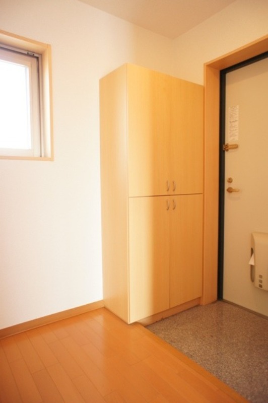 玄関　図面と現状に相違がある場合には現状を優先