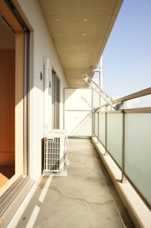 バルコニー　図面と現状に相違がある場合には現状を優先