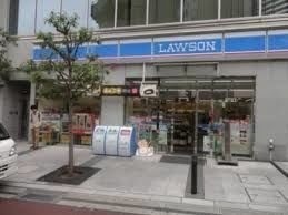 コンビニ　ローソン白金高輪駅前店（コンビニ）まで745m