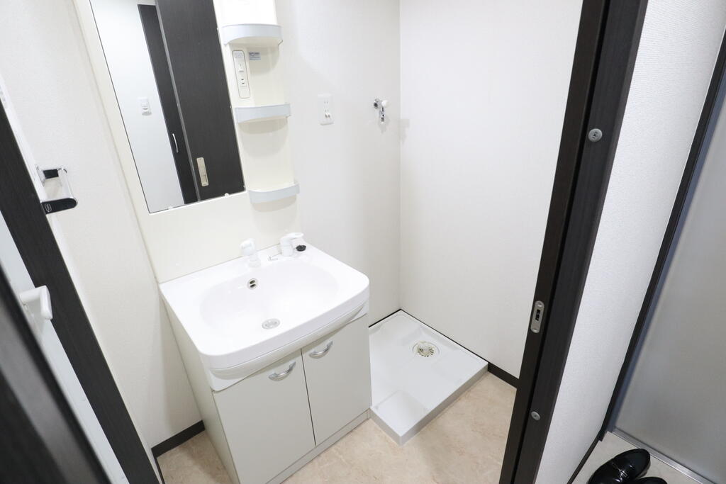 洗面設備　洗面台・洗濯機置場