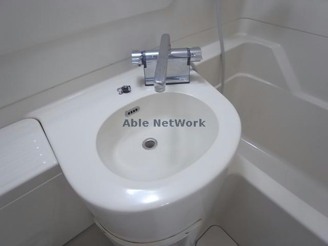 洗面設備　※参考写真