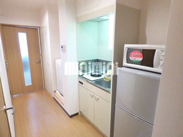 キッチン　落ちつた床色が人気です