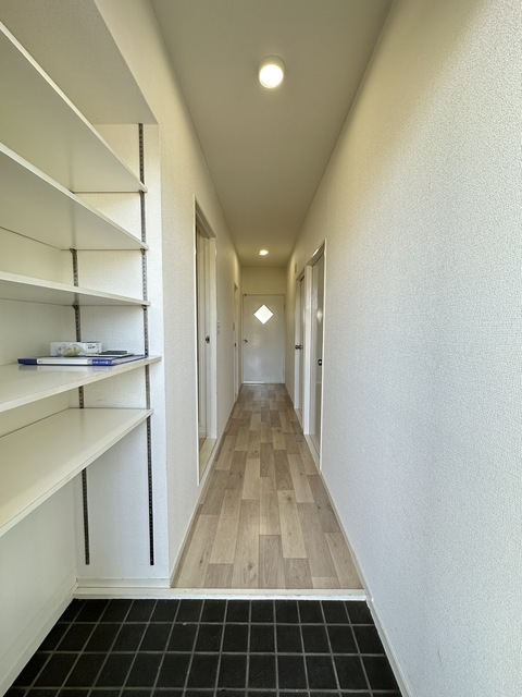 玄関　別部屋参考写真です