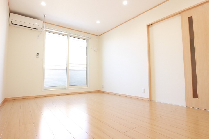 居室・リビング　広々8.3帖