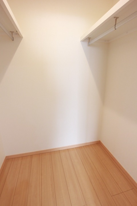 収納　ウォークインクローゼット