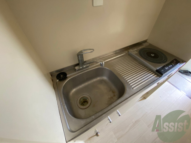 キッチン　シンプルなキッチンです。一人暮らしは最適ですね。