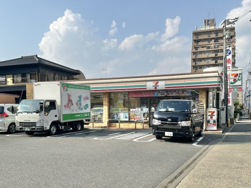 コンビニ　セブンイレブン名古屋弥生町店（コンビニ）まで469m