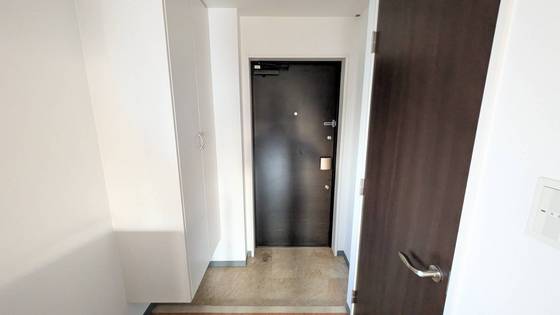 玄関　※別部屋の写真です