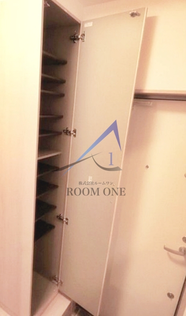 玄関　玄関です。