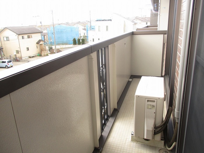 バルコニー　バルコニーがあります