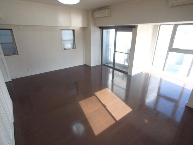 眺望　広めの日当たりの良いお部屋