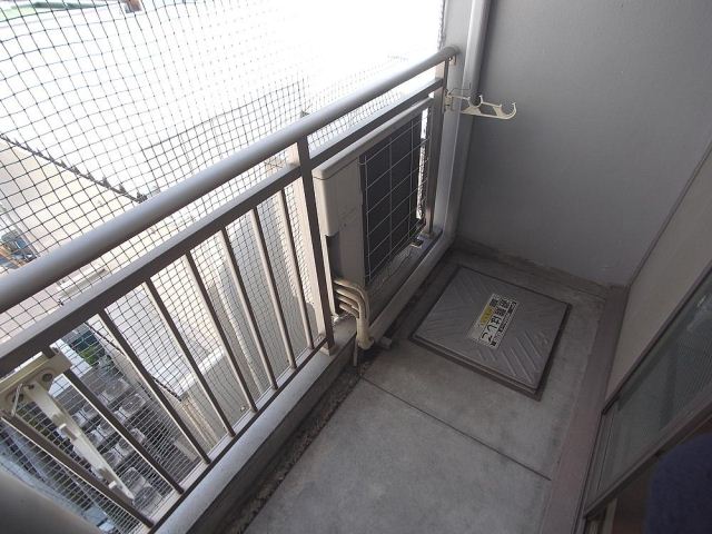 バルコニー　ベランダ