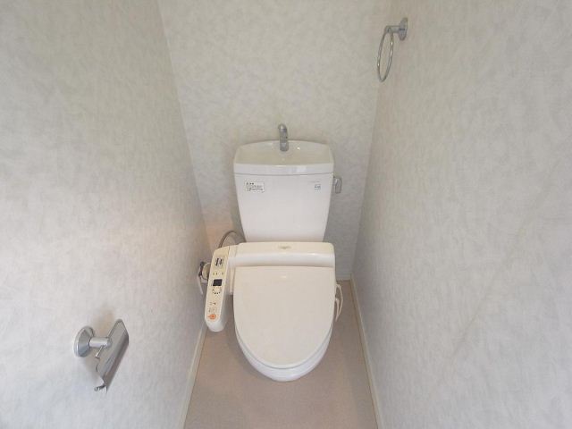 トイレ　清潔感のあるトイレ