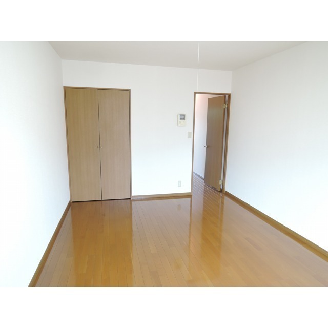 居室・リビング　広々と快適にお過ごしいただけます。