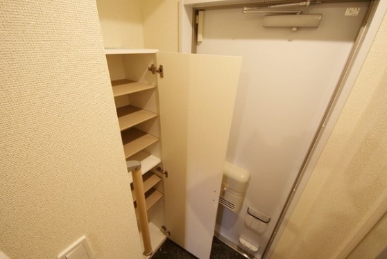 玄関　別部屋参照