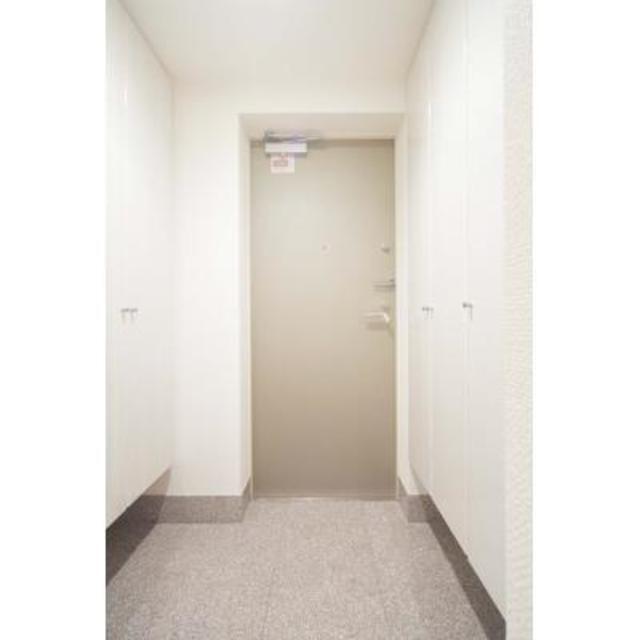 玄関　※写真は同タイプ住戸です。