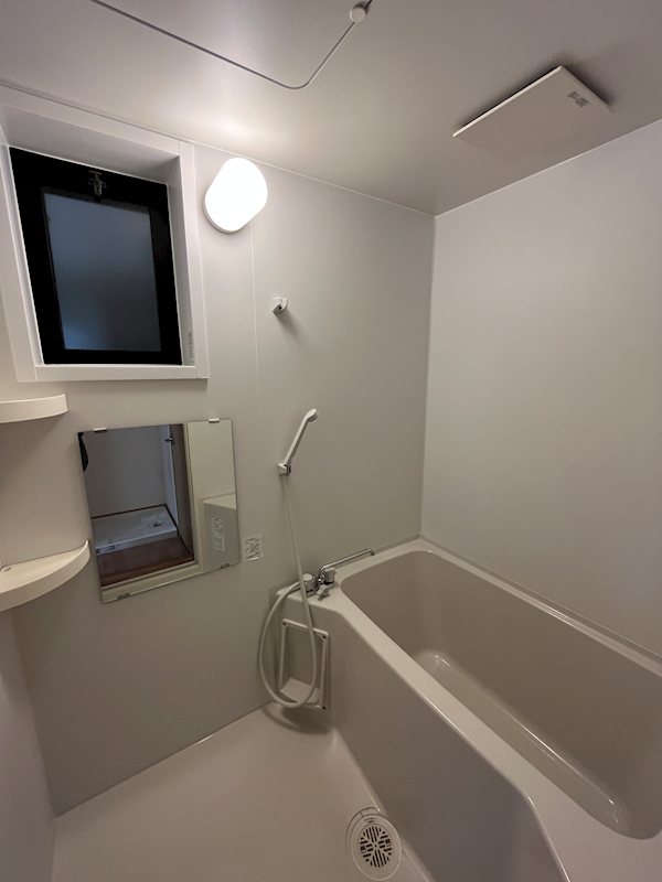 バス・シャワールーム　同間取別部屋