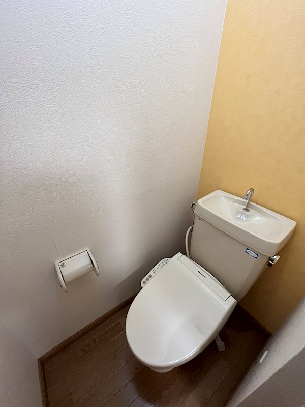 トイレ　同間取別部屋