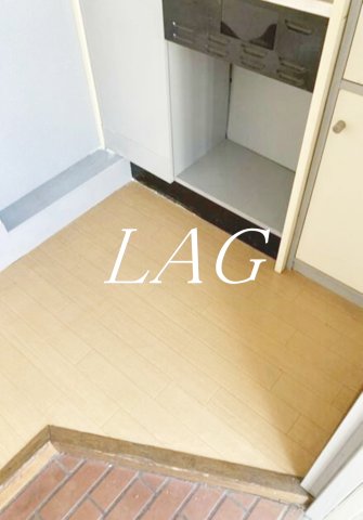 玄関　玄関です。