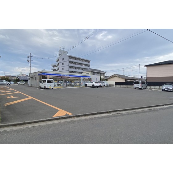 コンビニ　ローソン仙台小田原３丁目店（コンビニ）まで334m