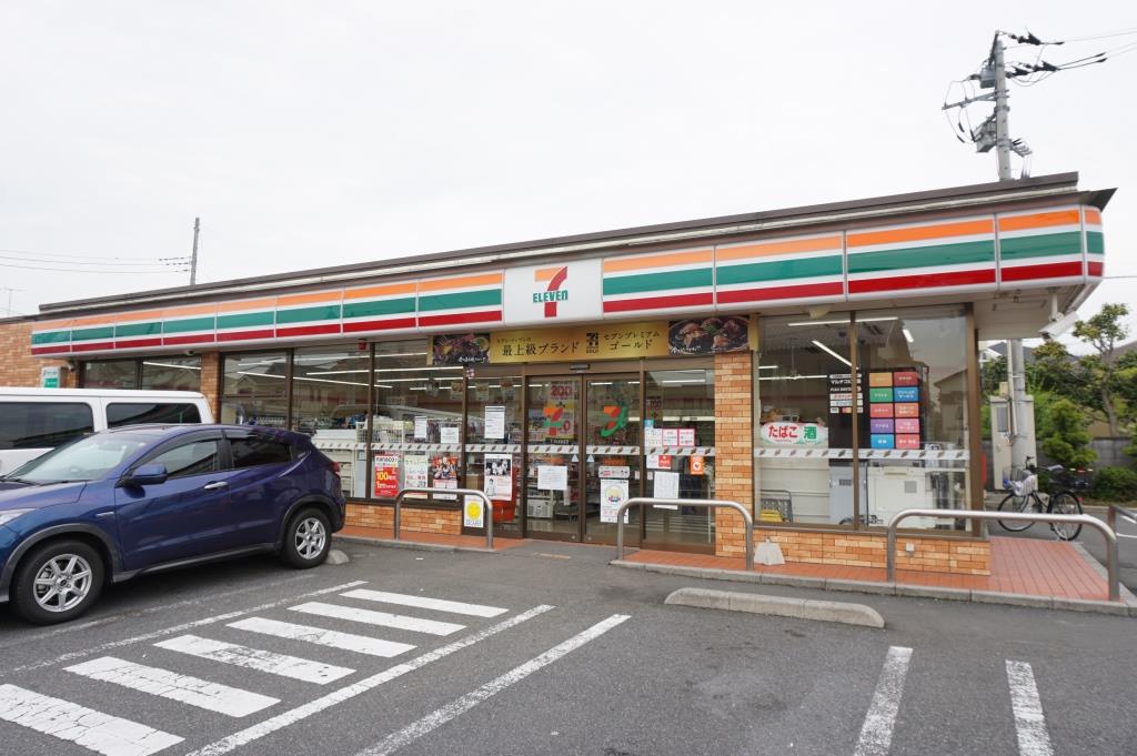 コンビニ　セブンイレブン 草加清門町店（コンビニ）まで633m