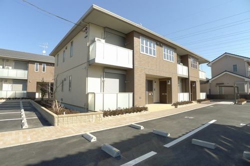 建物外観　積水ハウス施工の賃貸住宅『シャーメゾン』