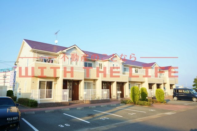 建物外観　落ち着いた雰囲気の外観です