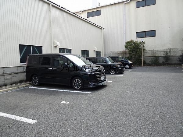 駐車場　駐車しやすい！