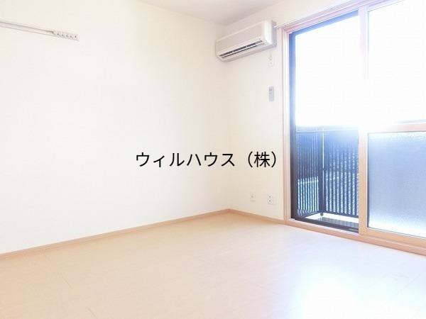 その他部屋・スペース　明るい洋室！