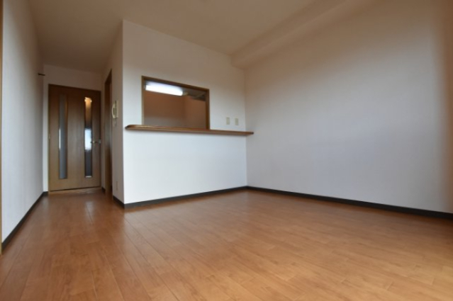 居室・リビング　居間です