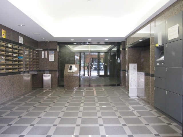 エントランス　エントランス