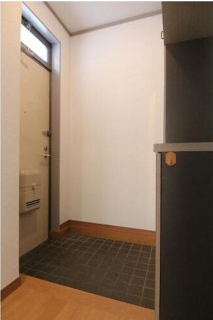 玄関　弊社は都内全域の物件が仲介手数料最大無料でご紹介可能！