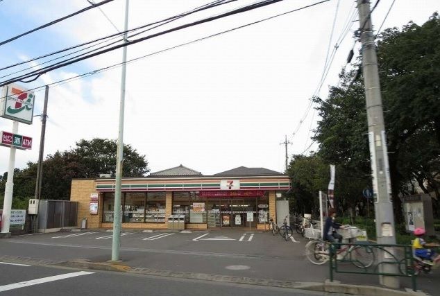 コンビニ　セブンイレブン（コンビニ）まで350m