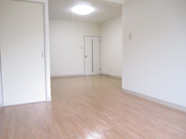 収納　室内・室内設備