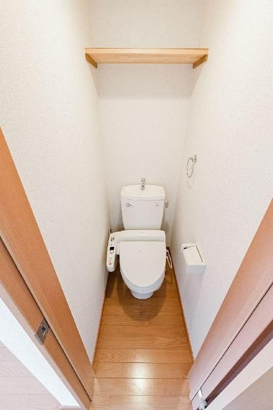 トイレ　別号室イメージ