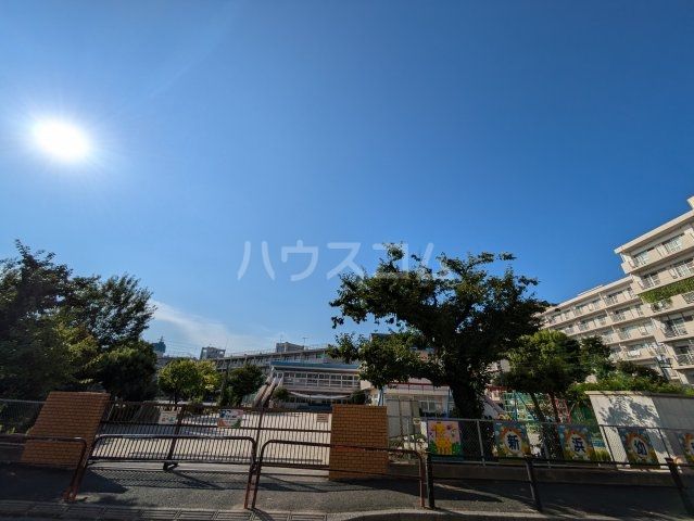 幼稚園・保育園　市川市立新浜幼稚園（幼稚園・保育園）まで342m