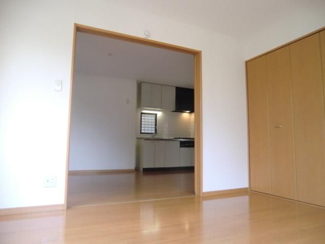 居室・リビング　間仕切り開放で17帖