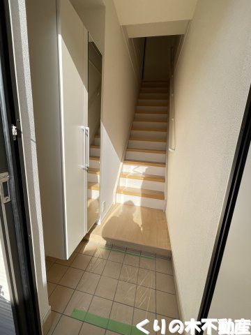 玄関　落ち着いた玄関です