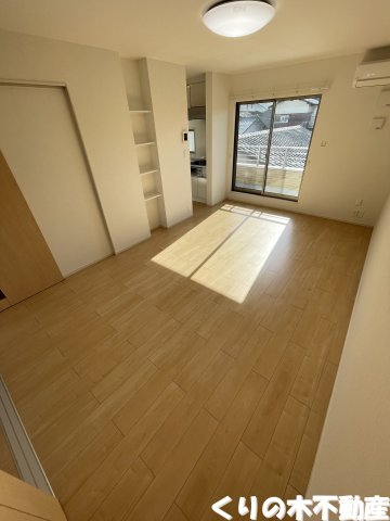 居室・リビング　こちらの居間で趣味の時間をお楽しみください