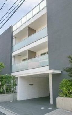 エントランス　毎日通るエントランス☆