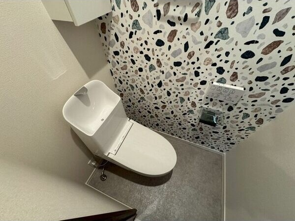 トイレ　ウォシュレット設置済みです！