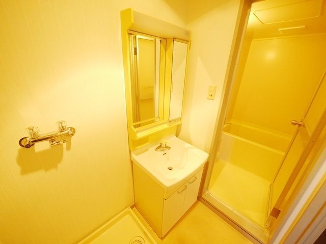 洗面設備　同シリーズ