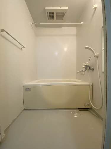 バス・シャワールーム　浴室