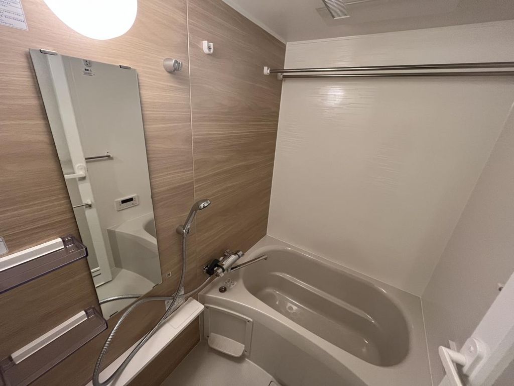 バス・シャワールーム　バス