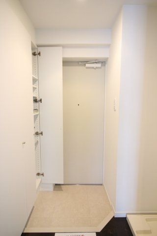 玄関　ZX minami-Otsuka　　豊島区大塚3