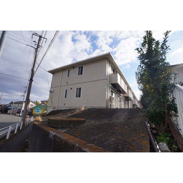 建物外観　積水ハウス施工！２棟建ち並ぶシャーメゾン！