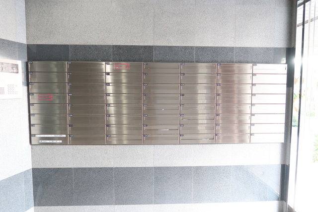 エントランス　集合ポスト