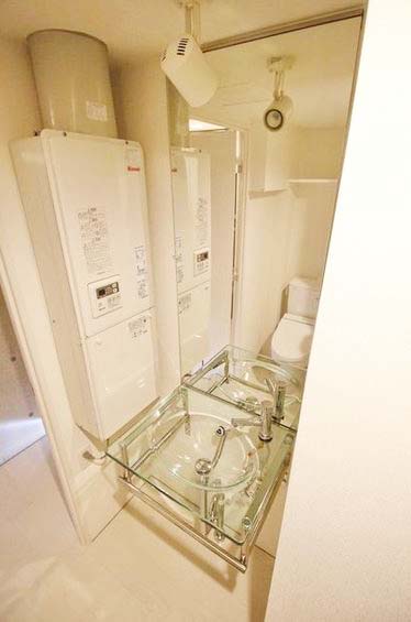 洗面設備　★鏡付き独立洗面台★